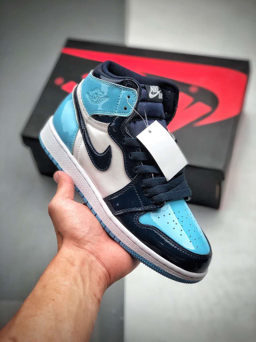 Air Jordan 1 Retro High OG 'Blue Chill' CD0461-401