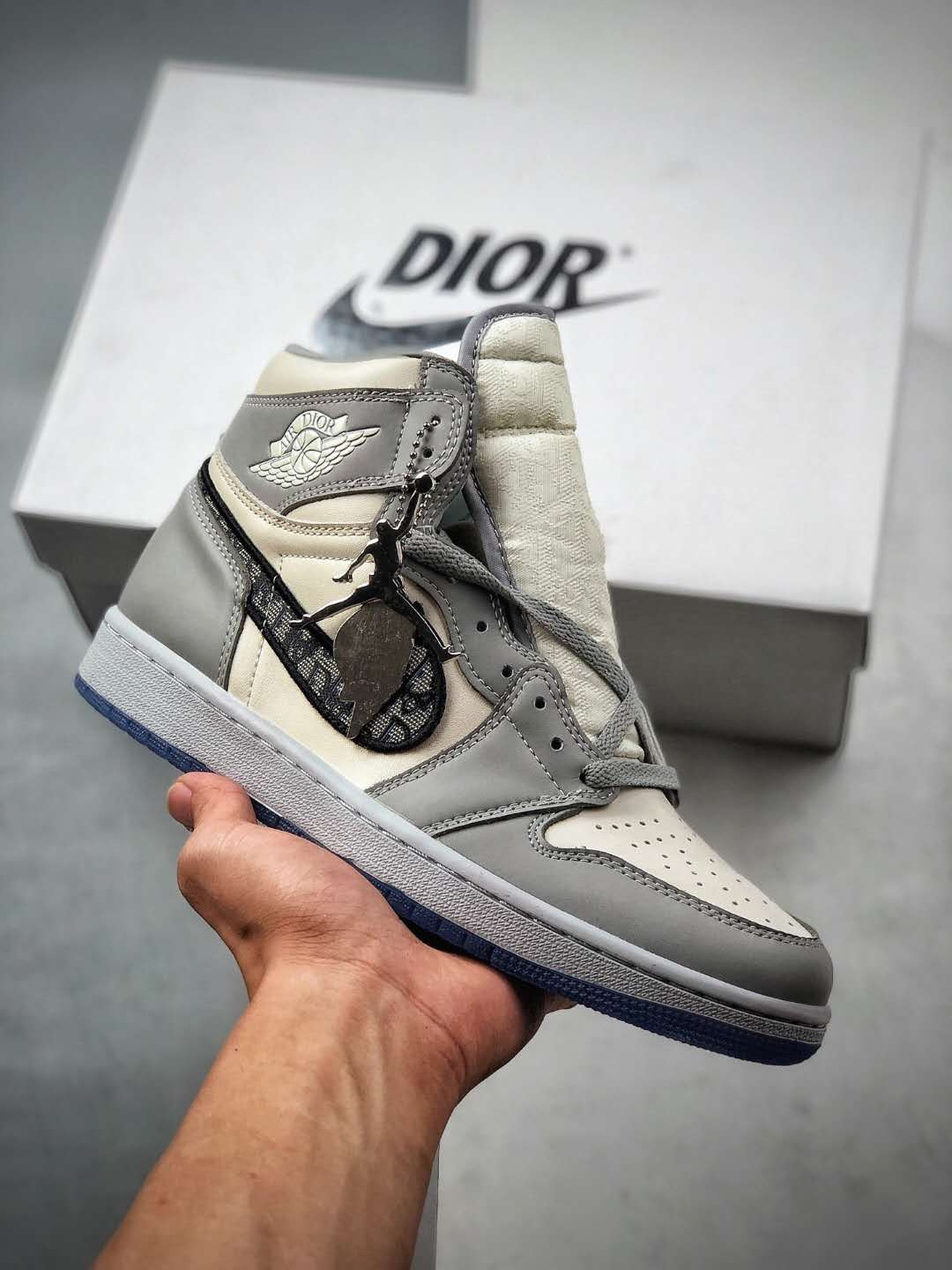 Nike Dior x Air Jordan 1 High OG Grey - Limited Edition Collaboration!