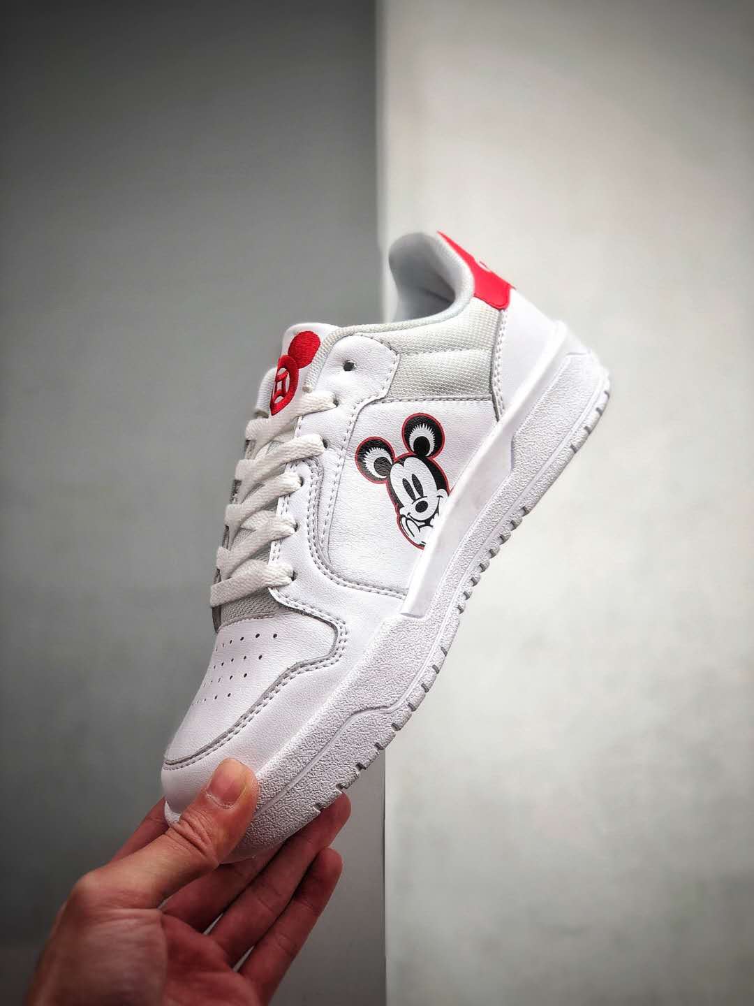 Adidas Neo Entrap Disney White Red FW7010 – Iconic Disney-themed Sneakers