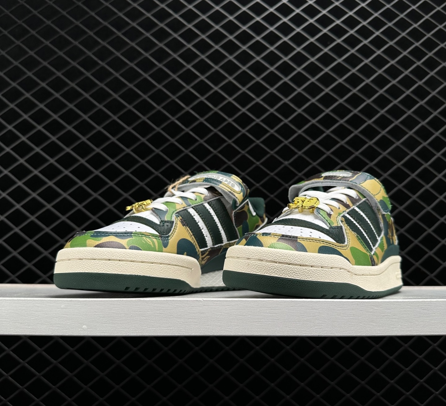 Adidas Forum Low 84 x BAPE '30th Anniversary - Green Camo' | Limited Edition Sneakers Adidas Forum Low 84 x BAPE '30th Anniversary - Green Camo' | Limited Edition Sneakers