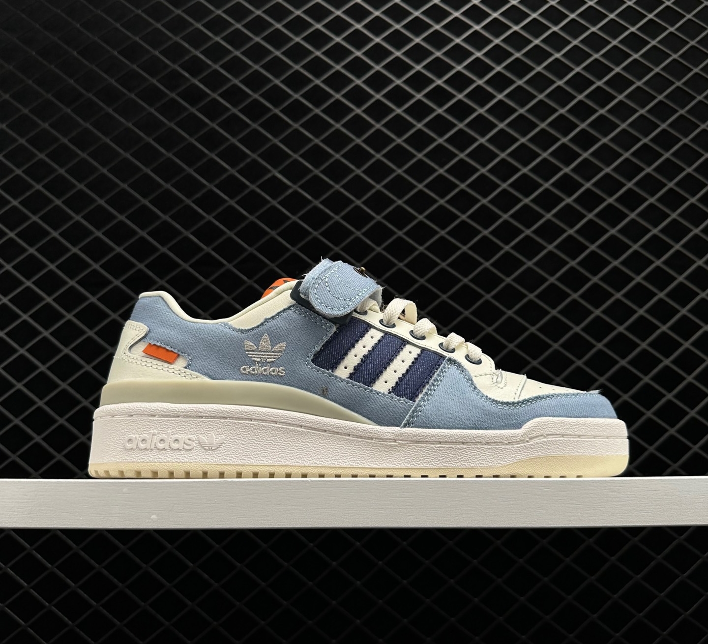 Adidas Forum Low Cozy Denim Blue Skateboarding Shoes HQ6334 - Wear-resistant & Non-Slip Unisex