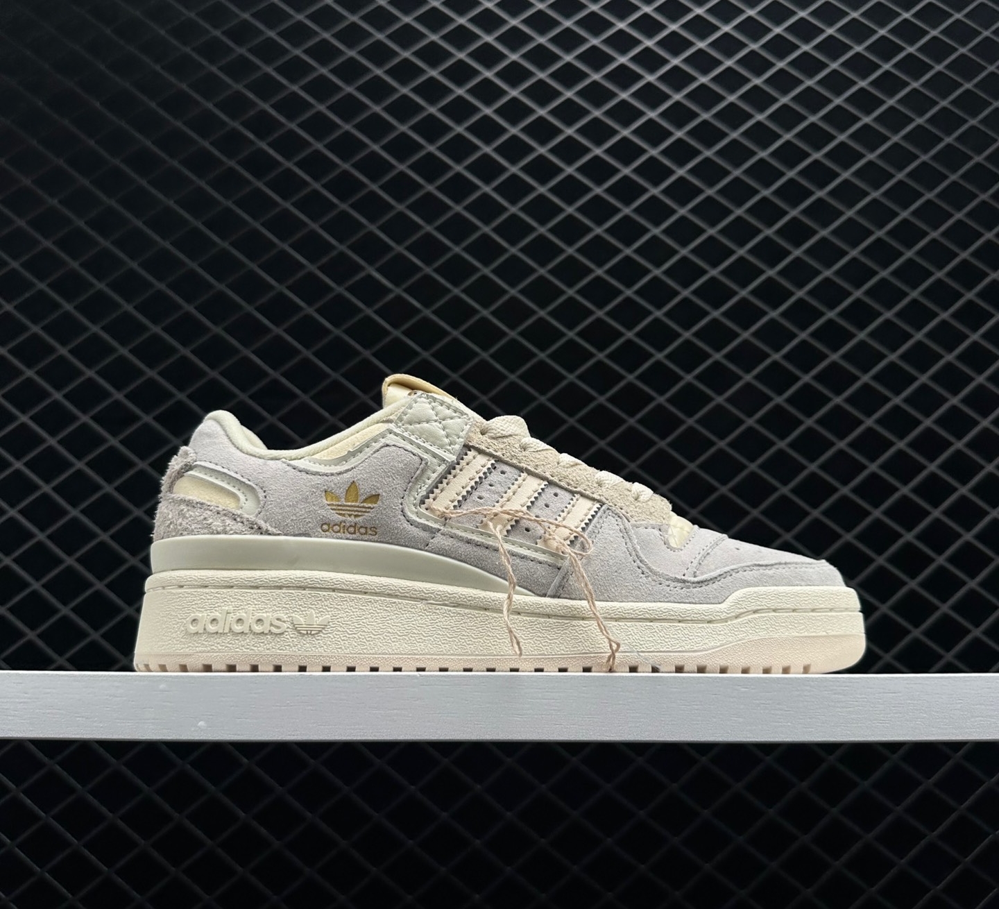 Adidas Forum 84 Low 'Off White' GW0299: Classic Style meets Contemporary Fashion