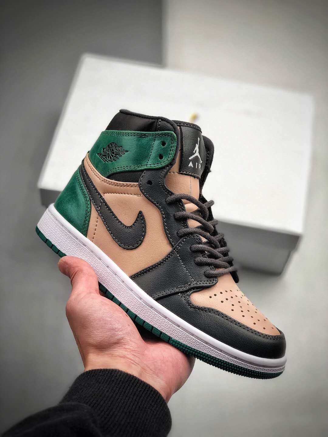 Air Jordan 1 High Premium 'Mystic Green' AH7389-203