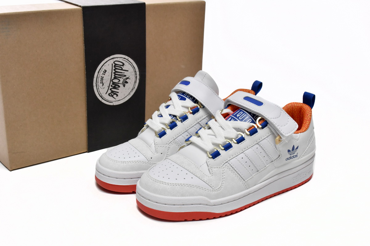 Adidas Superfly x Forum Low 'Adilicious City Series' - Limited Edition Sneakers Adidas Superfly x Forum Low 'Adilicious City Series' - Limited Edition Sneakers