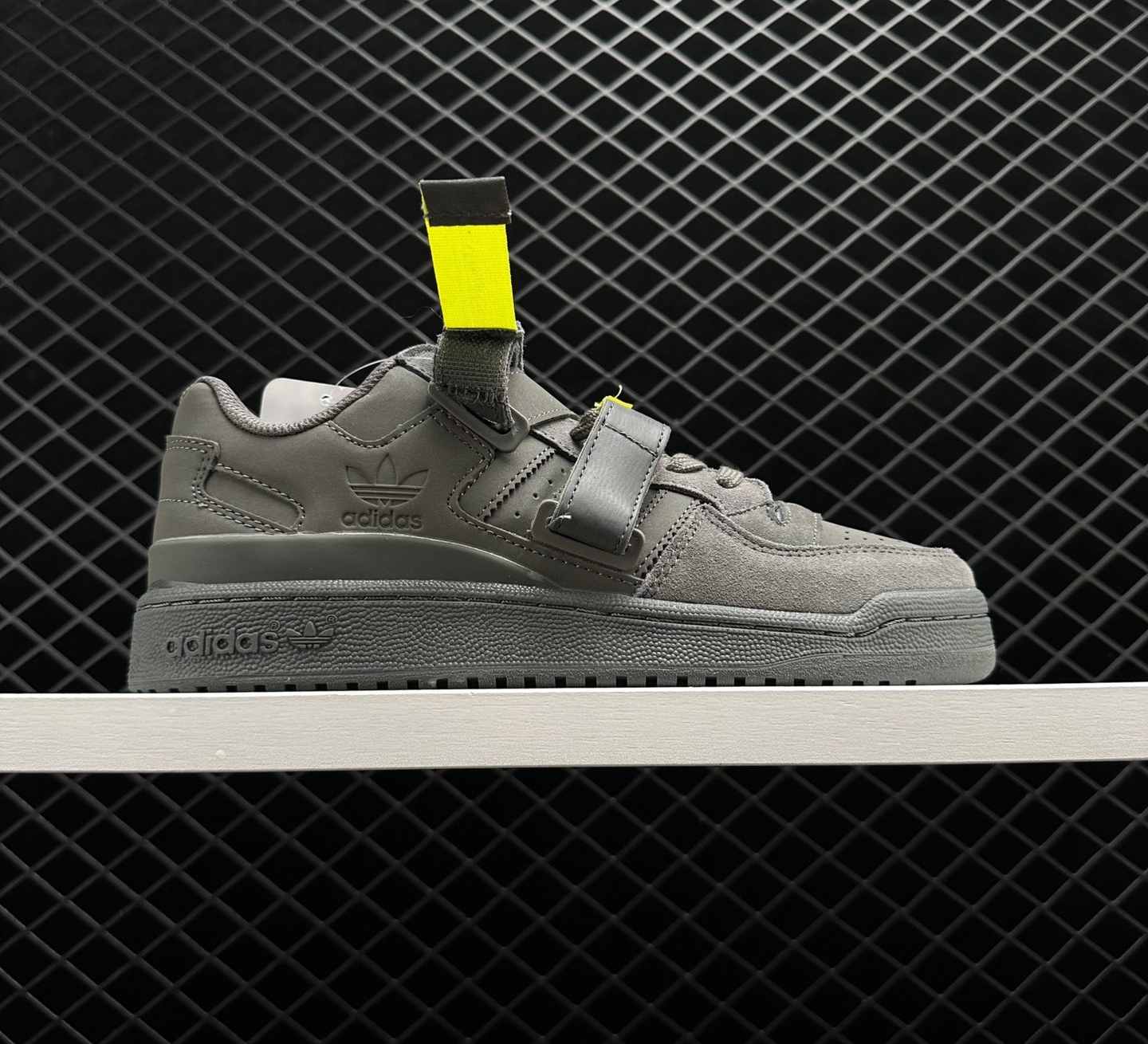 Adidas Originals Forum Low Sneakers Grey Yellow GX3657 | Unisex Footwear