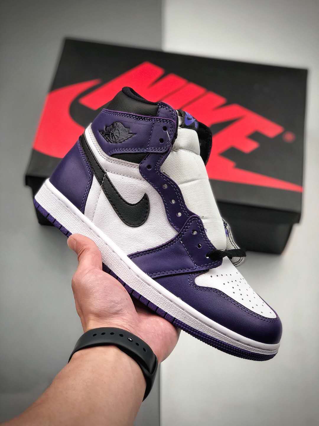 Air Jordan 1 Retro High OG 'Court Purple 2.0' 555088-500