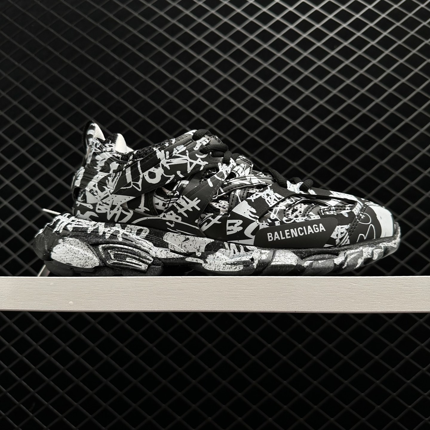Balenciaga Track Graffiti Black White 542023W3RRA1090