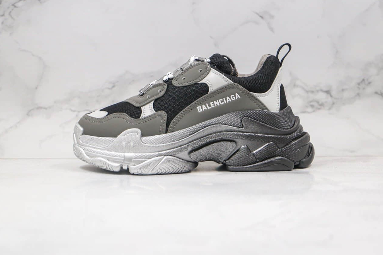 Balenciaga Triple S ‘Dark Grey White’