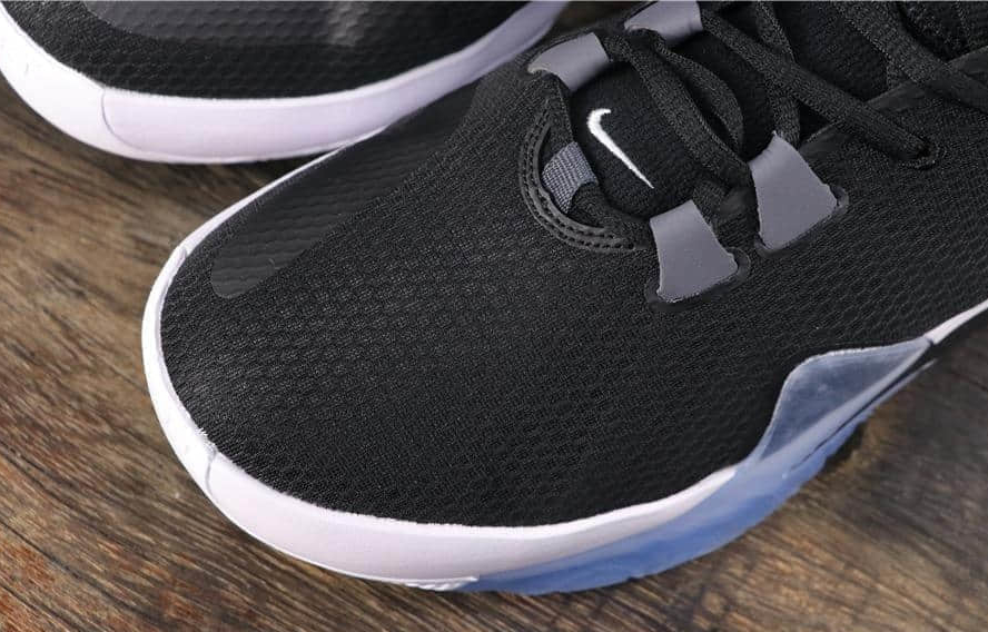 Nike Zoom Freak 1 'Black White' BQ5633-001 - Premium Basketball Sneakers Nike Zoom Freak 1 'Black White' BQ5633-001 - Premium Basketball Sneakers