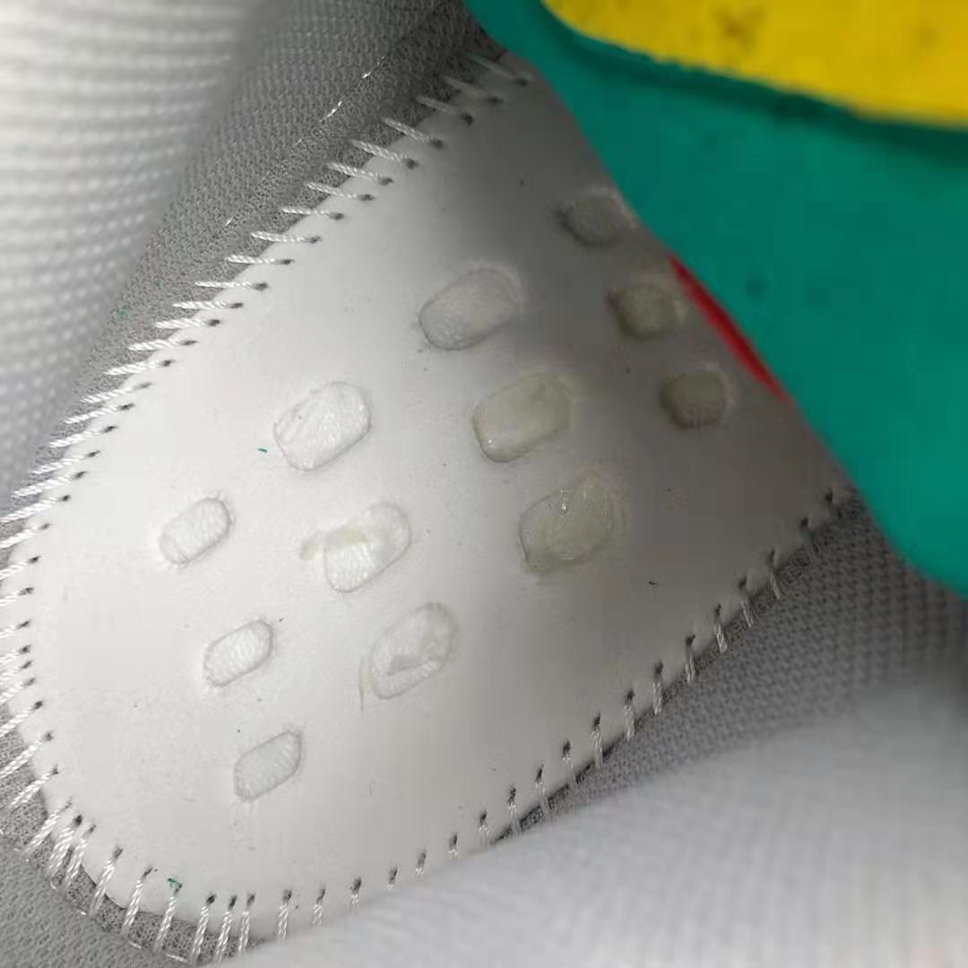 Adidas Yeezy Boost 700 V2 Inertia FW2549 - Stylish and Comfortable Sneakers Adidas Yeezy Boost 700 V2 Inertia FW2549 - Stylish and Comfortable Sneakers